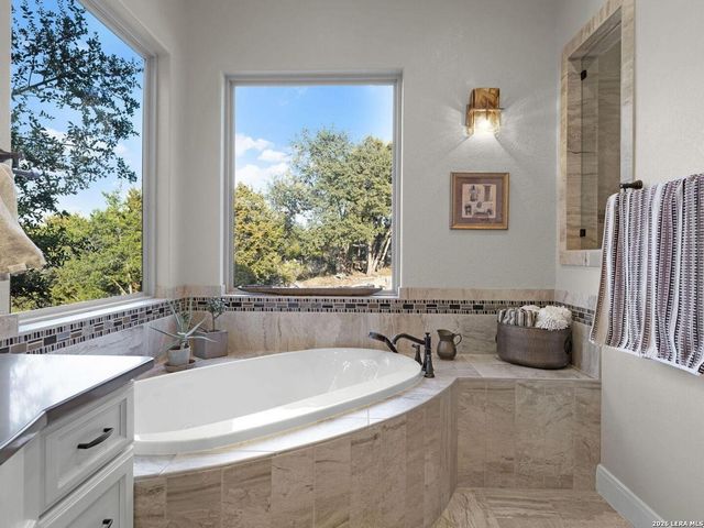 1420 Capitare, New Braunfels, TX 78132