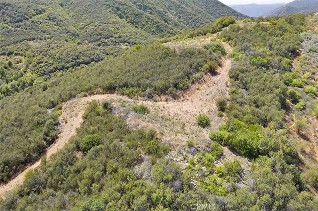 2 La Cresta Highlands Circle, Murrieta, CA 92562