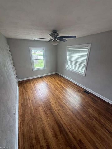 5712 Portsmouth BLVD, Portsmouth, VA 23701