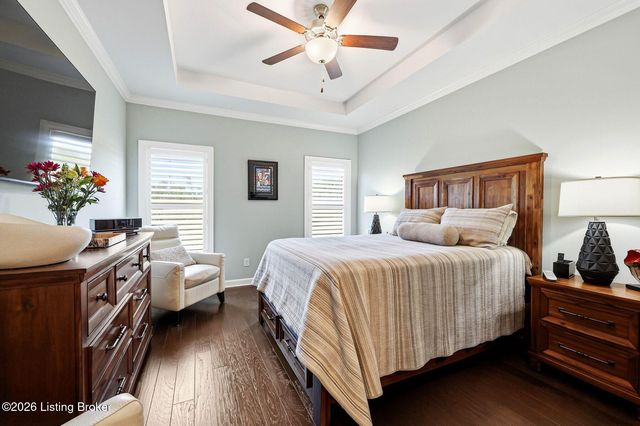 1339 Helm Place Ln, Louisville, KY 40299