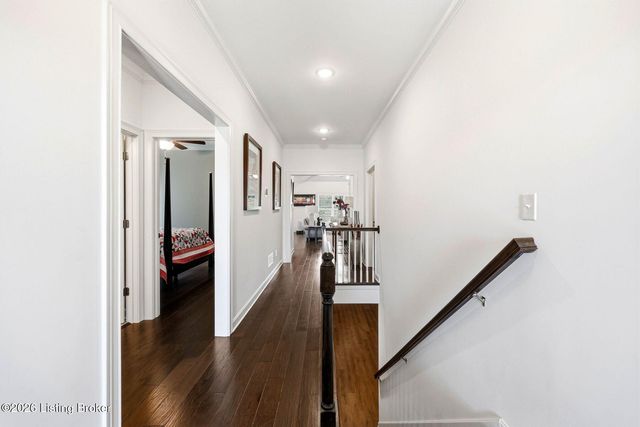 1339 Helm Place Ln, Louisville, KY 40299