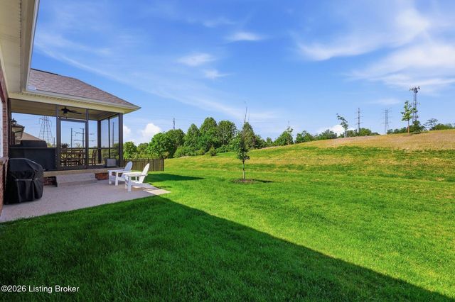 1339 Helm Place Ln, Louisville, KY 40299
