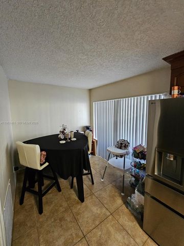 9161 NW 26th Pl, Sunrise, FL 33322