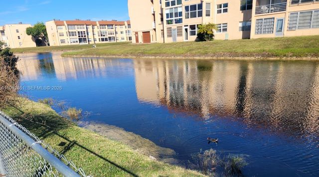 9161 NW 26th Pl, Sunrise, FL 33322