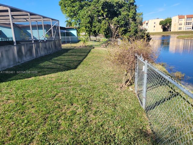 9161 NW 26th Pl, Sunrise, FL 33322