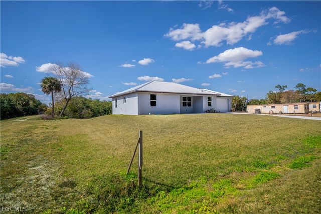 1202 Alice ST, Labelle, FL 33935