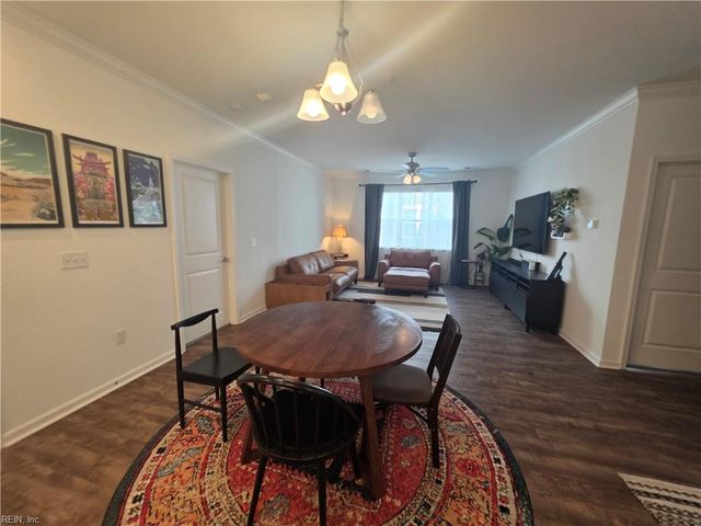 1725 Dromolin Dr 203, Virginia Beach, VA 23456