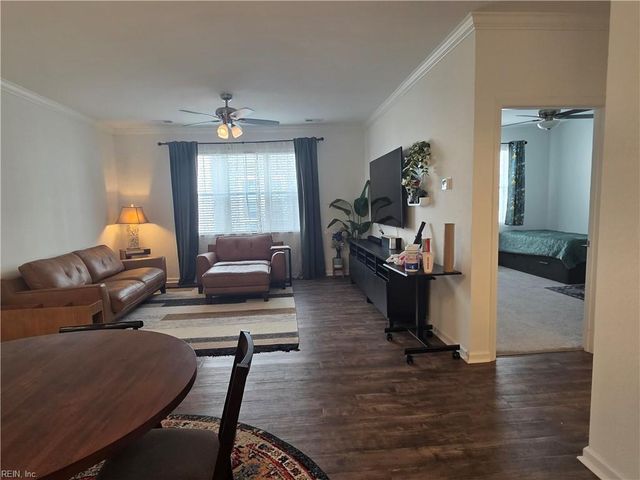1725 Dromolin Dr 203, Virginia Beach, VA 23456