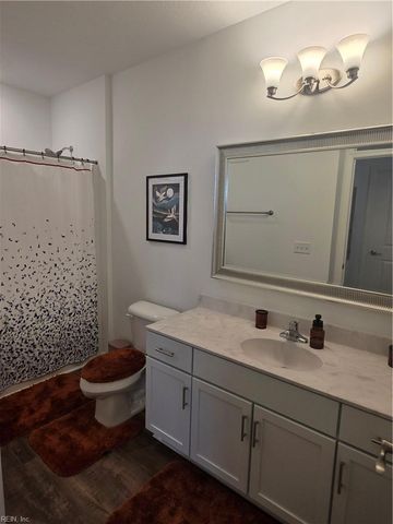 1725 Dromolin Dr 203, Virginia Beach, VA 23456