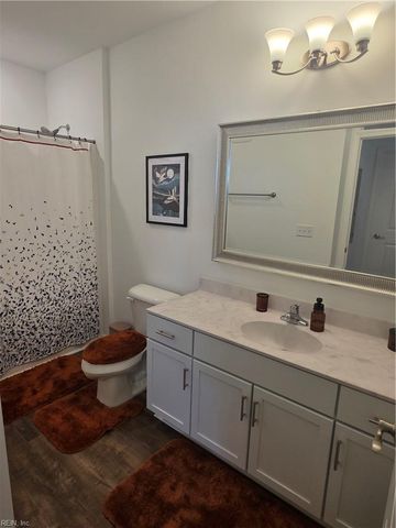 1725 Dromolin Dr 203, Virginia Beach, VA 23456
