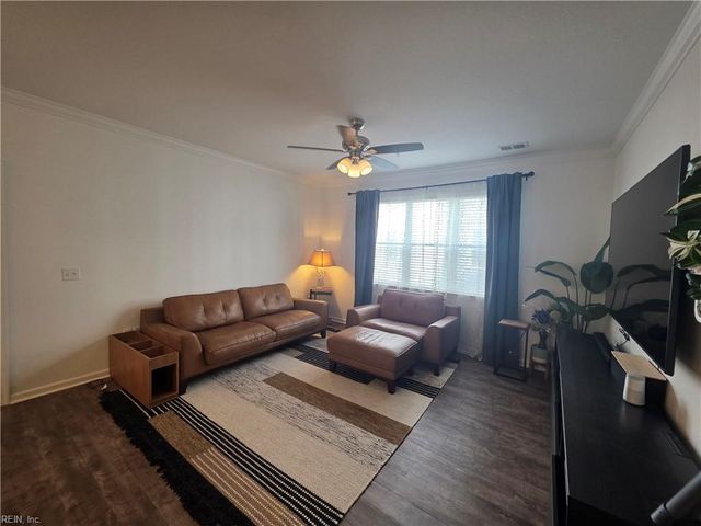 1725 Dromolin Dr 203, Virginia Beach, VA 23456