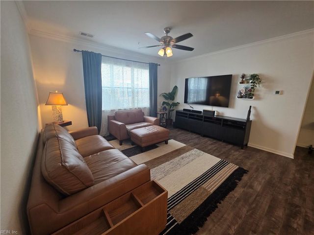 1725 Dromolin Dr 203, Virginia Beach, VA 23456