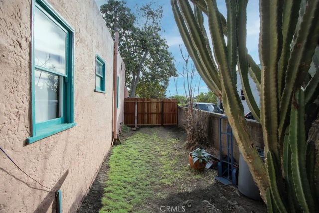 225 Barry, Ventura, CA 93001