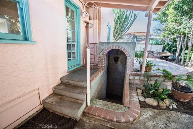 225 Barry, Ventura, CA 93001