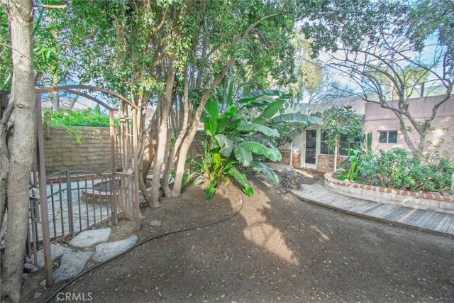 225 Barry, Ventura, CA 93001