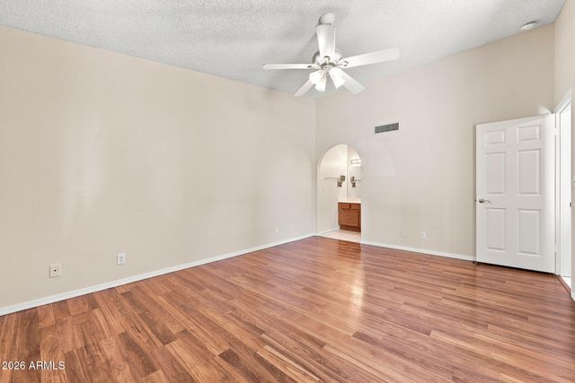 2059 E BROWN Road 16, Mesa, AZ 85213