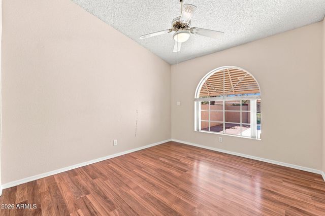 2059 E BROWN Road 16, Mesa, AZ 85213