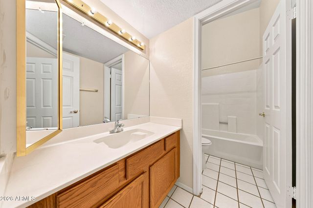 2059 E BROWN Road 16, Mesa, AZ 85213