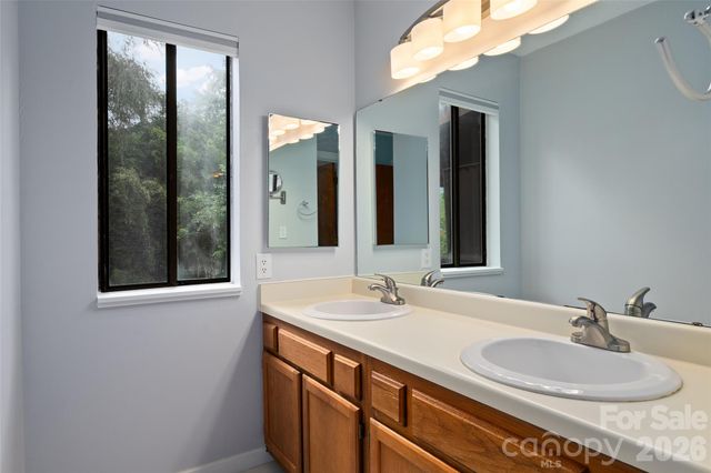 36 Meadows Lane, Maggie Valley, NC 28751