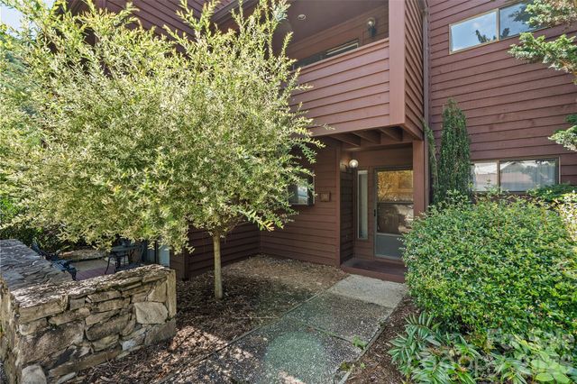 36 Meadows Lane, Maggie Valley, NC 28751