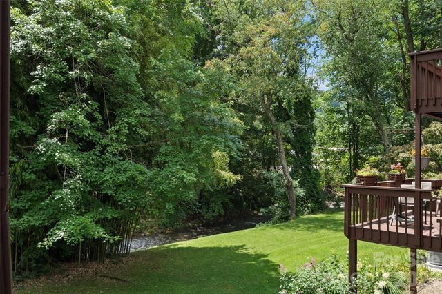 36 Meadows Lane, Maggie Valley, NC 28751