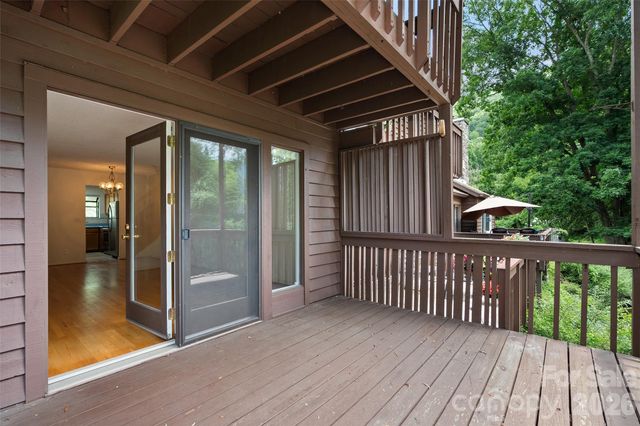 36 Meadows Lane, Maggie Valley, NC 28751