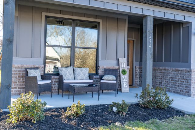 294 Running Oak Drive, Ringgold, GA 30736