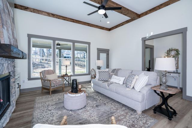 294 Running Oak Drive, Ringgold, GA 30736