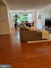 1600 HAGYS FORD RD #4-J, Penn Valley, PA 19072