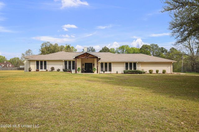 301 Calumet Drive, Madison, MS 39110