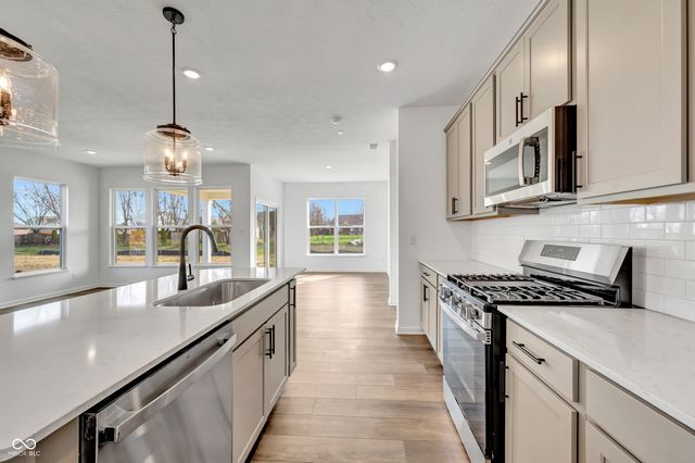 3217 Heather Drive, Bargersville, IN 46106