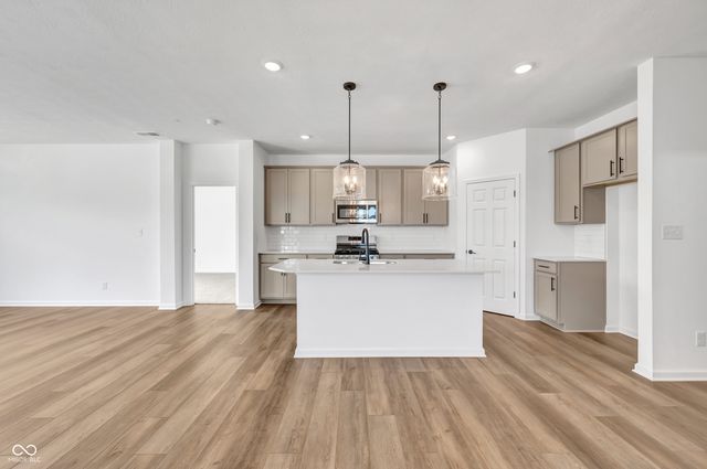 3217 Heather Drive, Bargersville, IN 46106