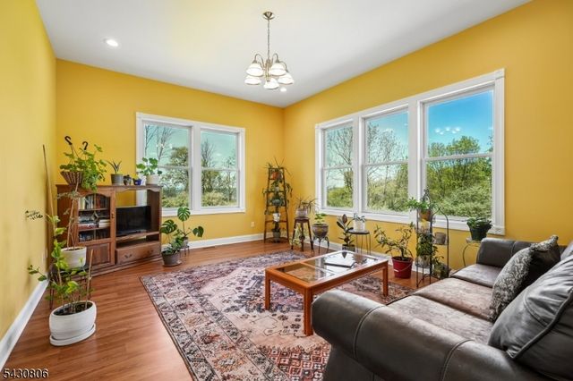 47 Asbury Rd, Independence Twp., NJ 07840