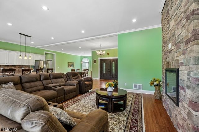 47 Asbury Rd, Independence Twp., NJ 07840