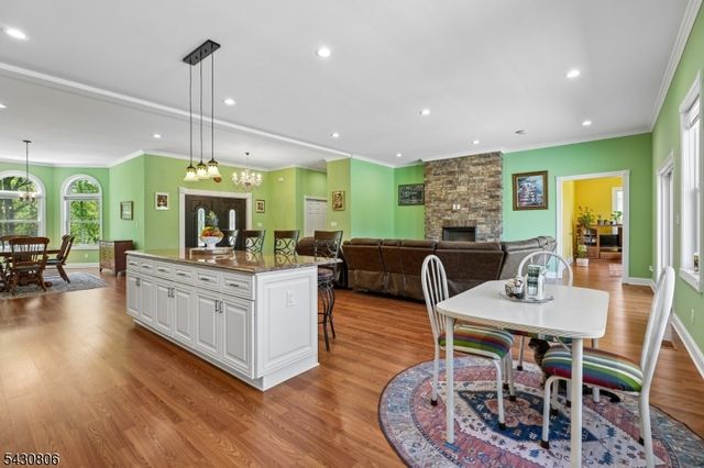 47 Asbury Rd, Independence Twp., NJ 07840