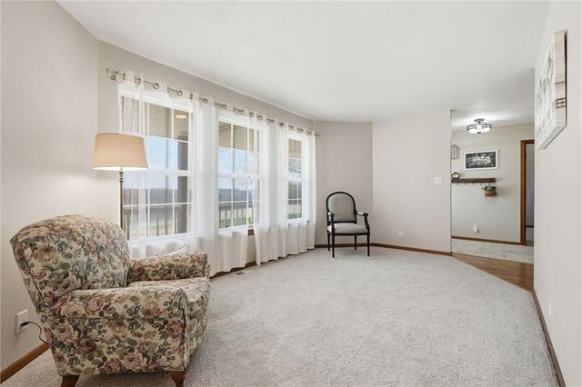 29001 219th Street, Easton, KS 66020