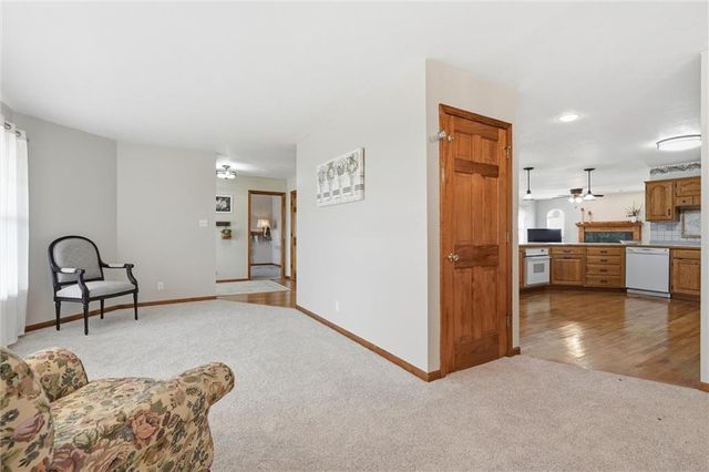 29001 219th Street, Easton, KS 66020