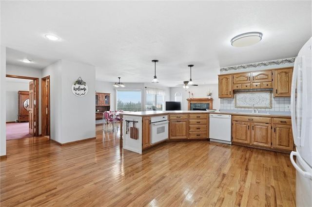 29001 219th Street, Easton, KS 66020