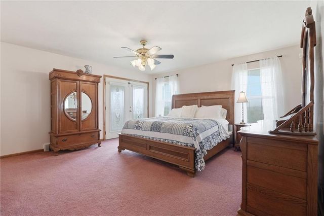 29001 219th Street, Easton, KS 66020