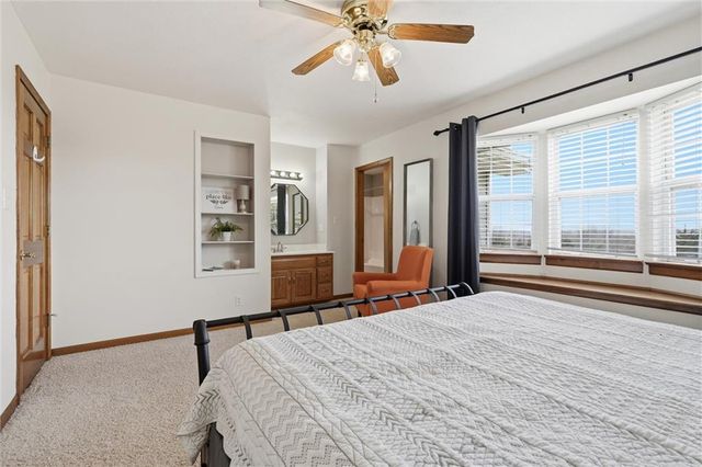 29001 219th Street, Easton, KS 66020
