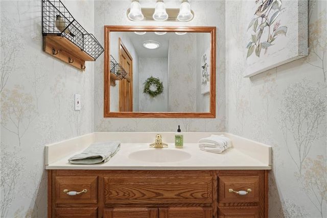 29001 219th Street, Easton, KS 66020