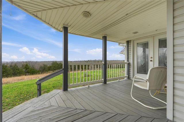 29001 219th Street, Easton, KS 66020