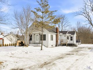 229 Michigan Avenue, Marysville, MI 48040