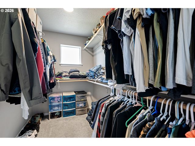 4994 CEDAR VIEW Dr, Springfield, OR 97478
