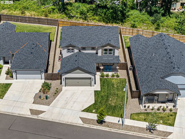 4994 CEDAR VIEW Dr, Springfield, OR 97478