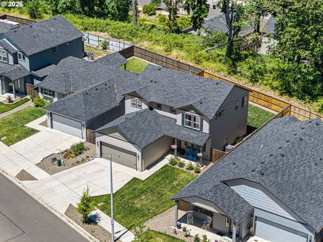 4994 CEDAR VIEW Dr, Springfield, OR 97478
