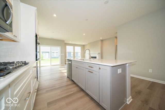 3869 Willow Branch Way, Westfield, IN 46062
