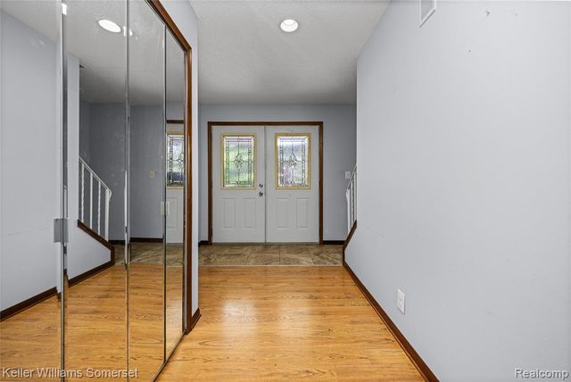 33614 Lakeview Street, New Baltimore, MI 48047