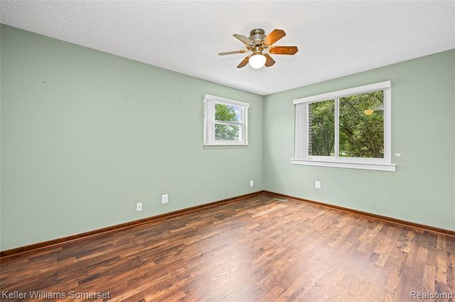 33614 Lakeview Street, New Baltimore, MI 48047