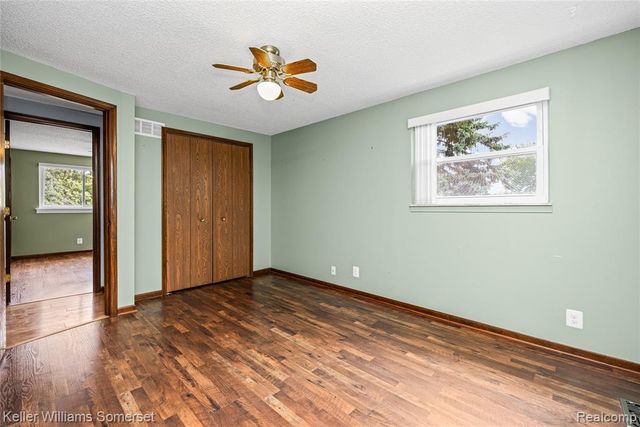 33614 Lakeview Street, New Baltimore, MI 48047